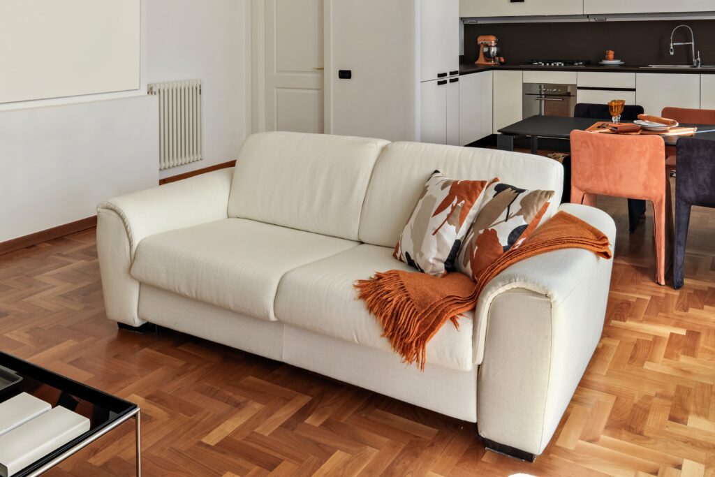 cocinas abiertas al salon pequeñas